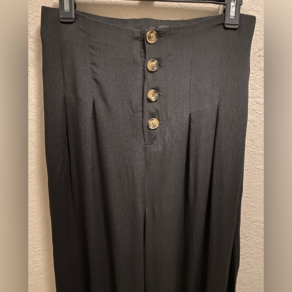 Lulu's Stroll on Over Black Button-Front Wide Leg Pants Size M - Picture 7 of 12
